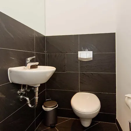 Apartment Die - 1 *
