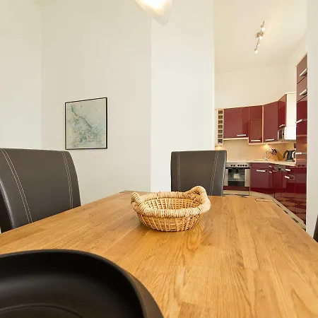 Apartment Die - 1 *